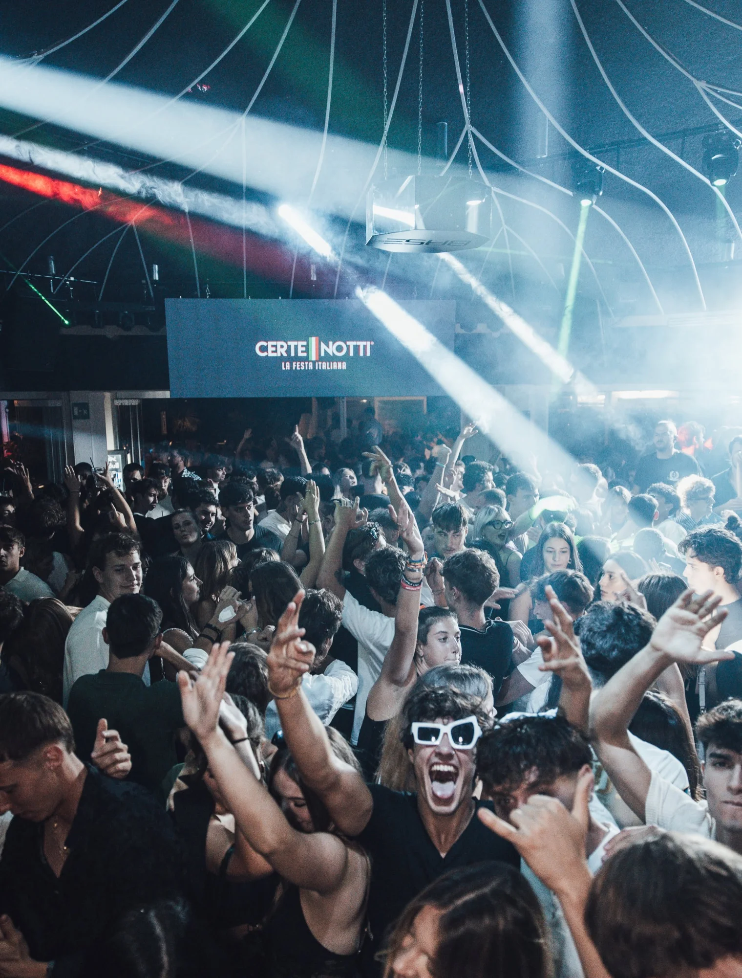 BASE CLUB
